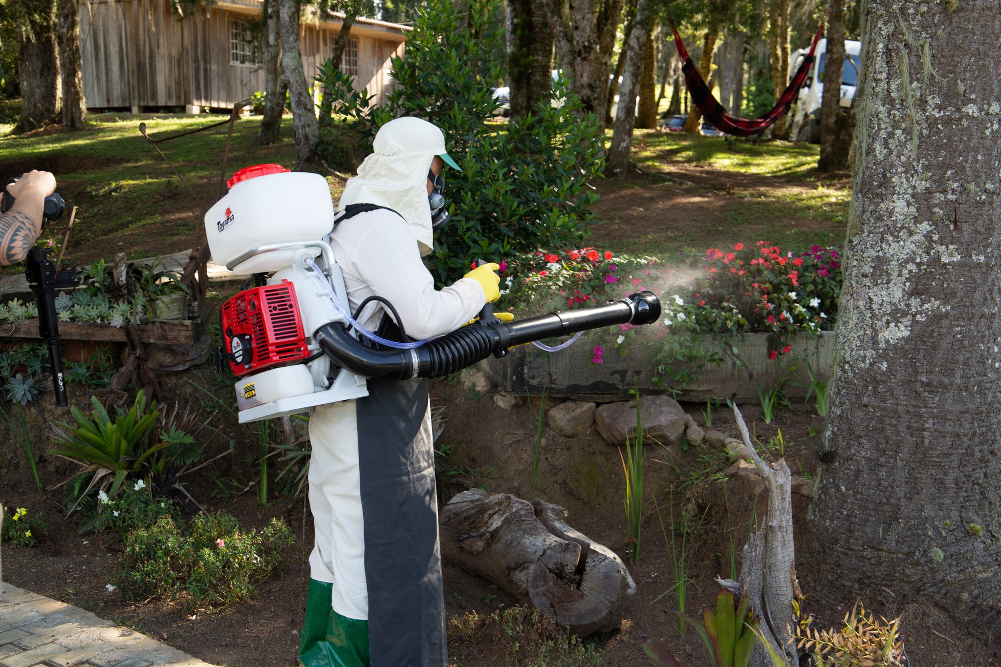 Pulverizador De Espalda (X)  2T 56,5 CC 14 LTS