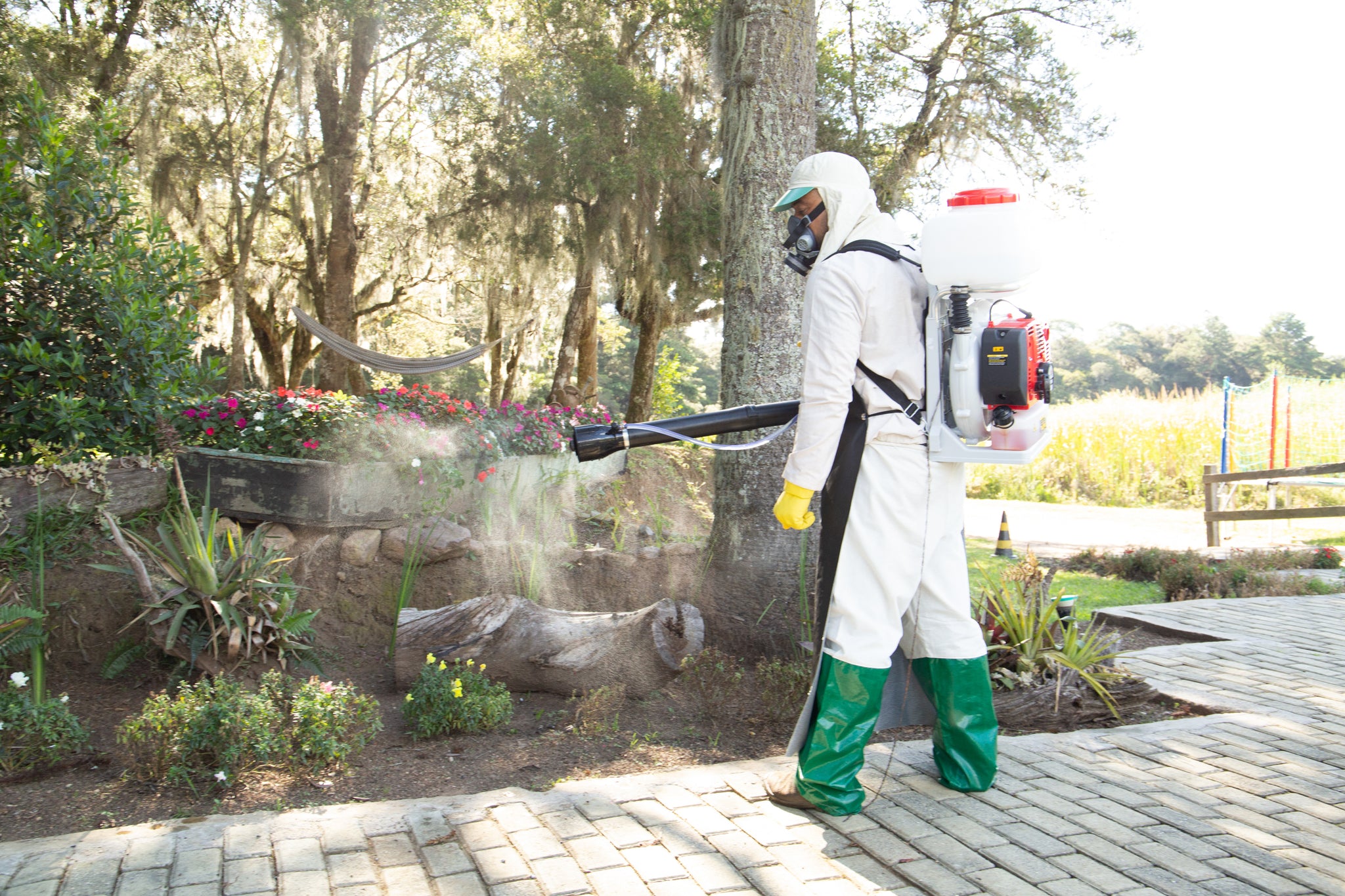 Pulverizador De Espalda (X)  2T 56,5 CC 14 LTS